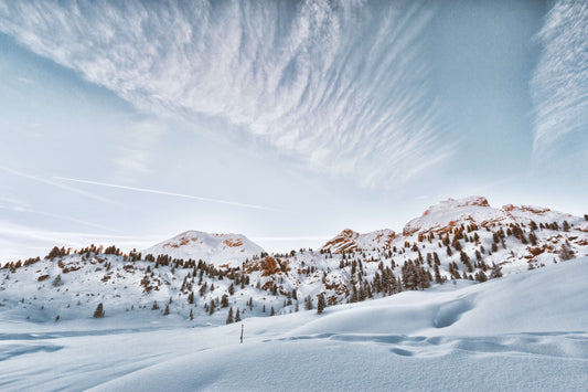 Winterse omgeving in de bergen